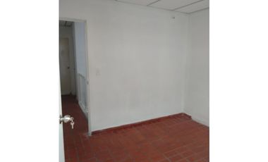 SE ARRIENDA BONITA CASA EN EL PORTAL DEL JAMUNDI