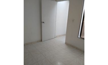 SE ARRIENDA BONITA CASA EN EL PORTAL DEL JAMUNDI