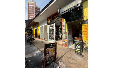 OJO ¡ INVERSIONISTAS VENTA Cs 3 LOCALES RENTANDO CENTRO VILLAVICENCIO