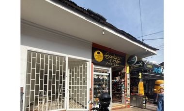 OJO ¡ INVERSIONISTAS VENTA Cs 3 LOCALES RENTANDO CENTRO VILLAVICENCIO