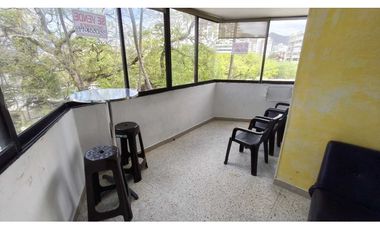 Apartamento central a una cuadra del mar de Rodadero Santa Marta - 005