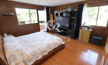 Renta Casa Campestre en Cota, Cundinamarca con 8 Habitaciones