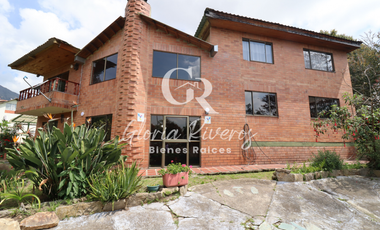 Renta Casa Campestre en Cota, Cundinamarca con 8 Habitaciones