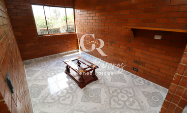 Renta Casa Campestre en Cota, Cundinamarca con 8 Habitaciones