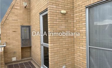 SE VENDE CASA EN EL CONJUNTO NATURA COTA