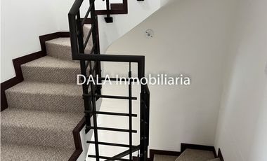 SE VENDE CASA EN EL CONJUNTO NATURA COTA