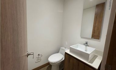 Se vende apartaestudio en poblado ciudad del rio