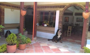 VENDO HOSTAL EN VILLA DE LEYVA BOYAC INVERSIONISTAS PRODUCIENDO