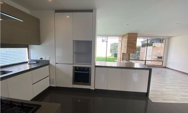 VENTA CASA CAMPESTRE EN LA MILLA DE ORO, CAJICA