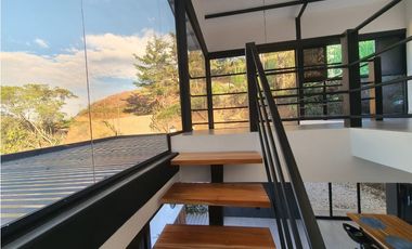 CASA CAMPESTRE PARA LA VENTA EN LA VEREDA SANTA BARBARA RIONEGRO