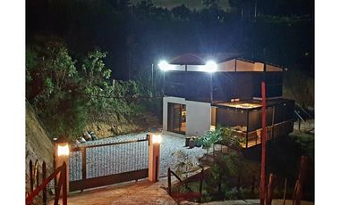 CASA CAMPESTRE PARA LA VENTA EN LA VEREDA SANTA BARBARA RIONEGRO