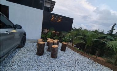CASA CAMPESTRE PARA LA VENTA EN LA VEREDA SANTA BARBARA RIONEGRO