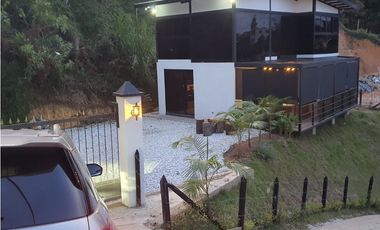 CASA CAMPESTRE PARA LA VENTA EN LA VEREDA SANTA BARBARA RIONEGRO