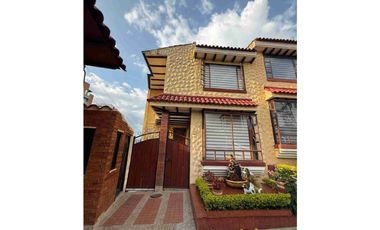 FUSAGASUG CASA EN VENTA 120M2