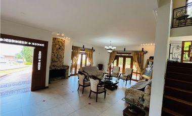 Casa en Venta en Sabaneta