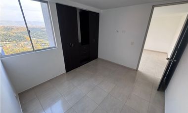 SE ARRIENDA HERMOSO APARTAESTUDIO  EN MONTERREDONDO 2