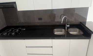 PALACE CONDOMINIO APARTAMENTO EN VENTA 3 HABITACIONES PISO ALTO 90m2 BUCARAMANGA    (AT)