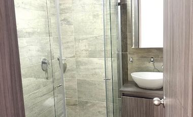 PALACE CONDOMINIO APARTAMENTO EN VENTA 3 HABITACIONES PISO ALTO 90m2 BUCARAMANGA    (AT)