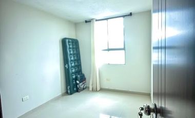 CONDOMINIO EL LAGO APARTAMENTO EN VENTA 3 HABITACIONES PISO INTERMEDIO 70m2 FLORIDABLANCA   (AT)