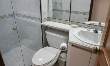 Venta de  Apartaestudio en Laureles cerca a la Parroquia Santa Teresita.(S)