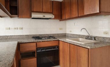 Venta de  Apartaestudio en Laureles cerca a la Parroquia Santa Teresita.(S)