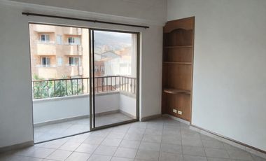 Venta de  Apartaestudio en Laureles cerca a la Parroquia Santa Teresita.(S)