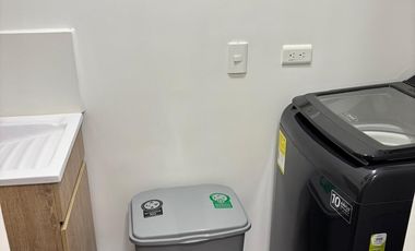 Se Arrienda Hermoso Apartamento Amoblado En El Poblado