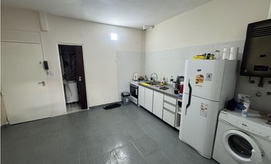 VENTA PH 2 AMB C PATIO. AV. PIEDRA BUENA 4300, VILLA LUGANO. CABA