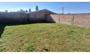 Alquiler | Casa con patio de 2 dormitorios | Zona Norte