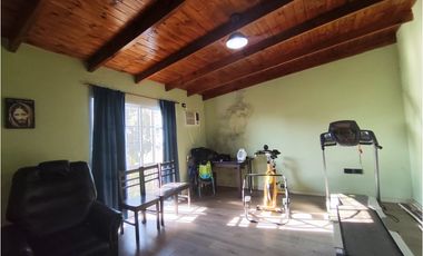 CASA EN ITAEMBE MINI ZONA AV 131 Y 200