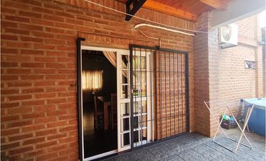 CASA EN ITAEMBE MINI ZONA AV 131 Y 200