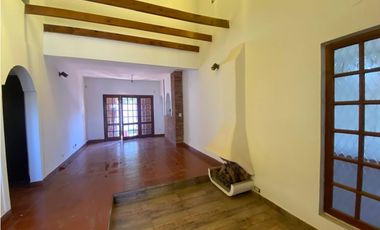 Casa en ALQUILER, Camacua al 1300 Ituzaingó