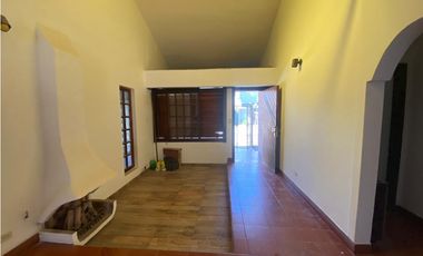 Casa en ALQUILER, Camacua al 1300 Ituzaingó