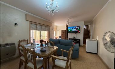 Casa con gran ubicacion a la venta