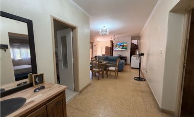 Casa con gran ubicacion a la venta