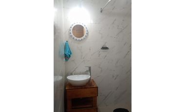 ALQUILER ESTUDIANTE - Cabaña 3 amb, patio, parrilla - Zona Faro Norte