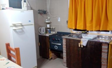 ALQUILER ESTUDIANTE - Cabaña 3 amb, patio, parrilla - Zona Faro Norte