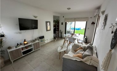 DUPLEX DOS DORMITORIOS - NVO POETA LUGONES - AV DAMIAN GARAT Nº 2700