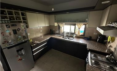 DUPLEX DOS DORMITORIOS - NVO POETA LUGONES - AV DAMIAN GARAT Nº 2700