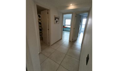 ALQUILER 24 MESES - Depto 4 amb, balcon a la calle, cochera - La Perla