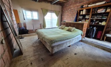 Casa 4 ambientes en Barrio Mundialista