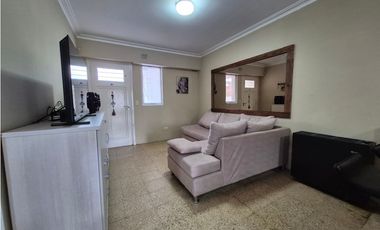 Casa 4 ambientes en Barrio Mundialista