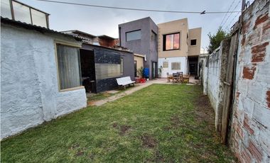 Casa 4 ambientes en Barrio Mundialista