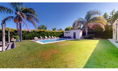 Casa de 9 Ambientes en Venta Barrio Cerrado Manzanares Chico Pilar