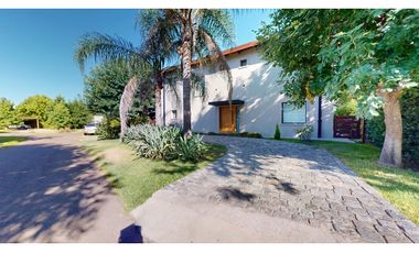 Casa de 9 Ambientes en Venta Barrio Cerrado Manzanares Chico Pilar