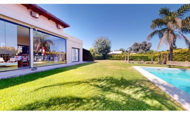 Casa de 9 Ambientes en Venta Barrio Cerrado Manzanares Chico Pilar