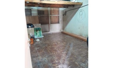 VENTA CASA 3 AMB. CON PARQUE, GARAGE Y DEPOSITO APTO CREDITO