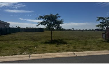 Venta de lote 650m2 en barrio Amarras - Puertos del Lago - Escobar