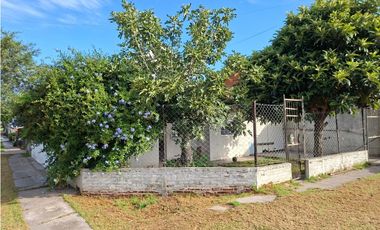 ZONA COLINAS; CHALECITO 3 AMBIENTES C/ JARDIN