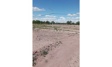 Lote en Barrio Personal de Agua y Energía